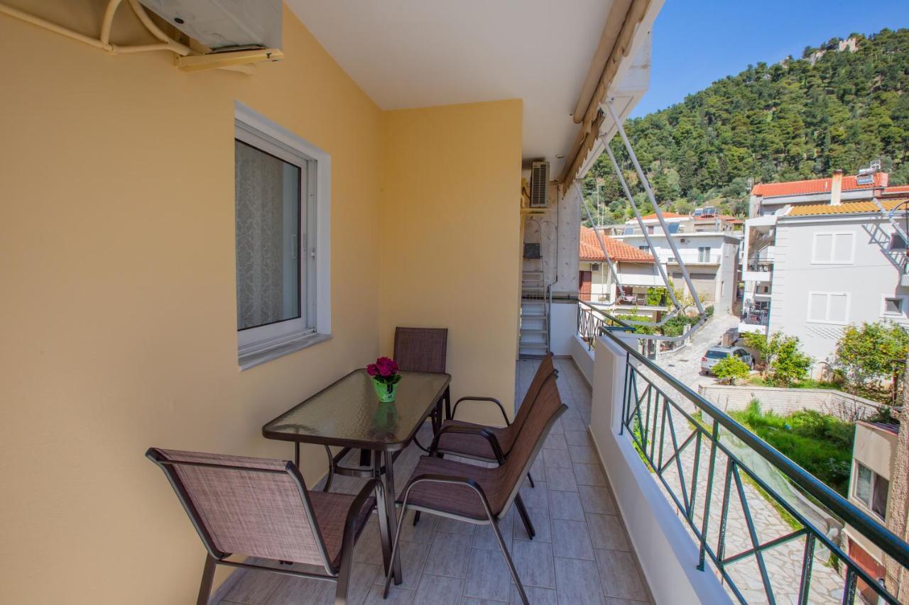 נפפקטוס Poly'S Charming Home - City Center & Near The Beach 2Bedroom Apartment מראה חיצוני תמונה